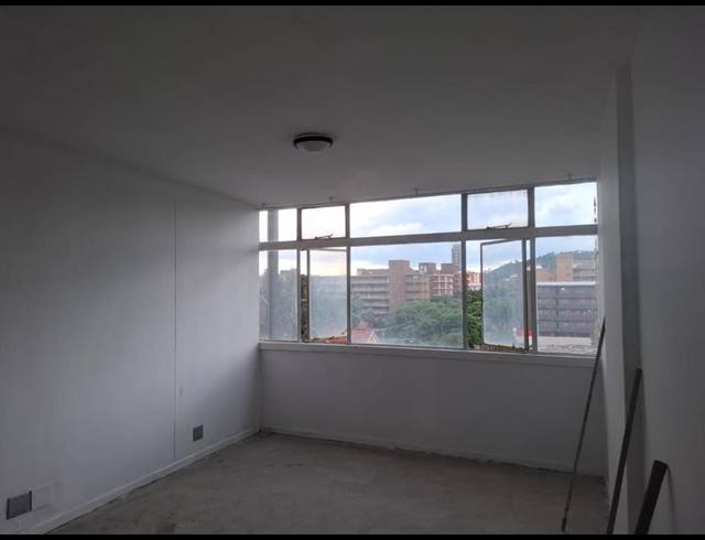 1 BEDROOM APARTMENT FOR SALE IN SUNNYSIDE